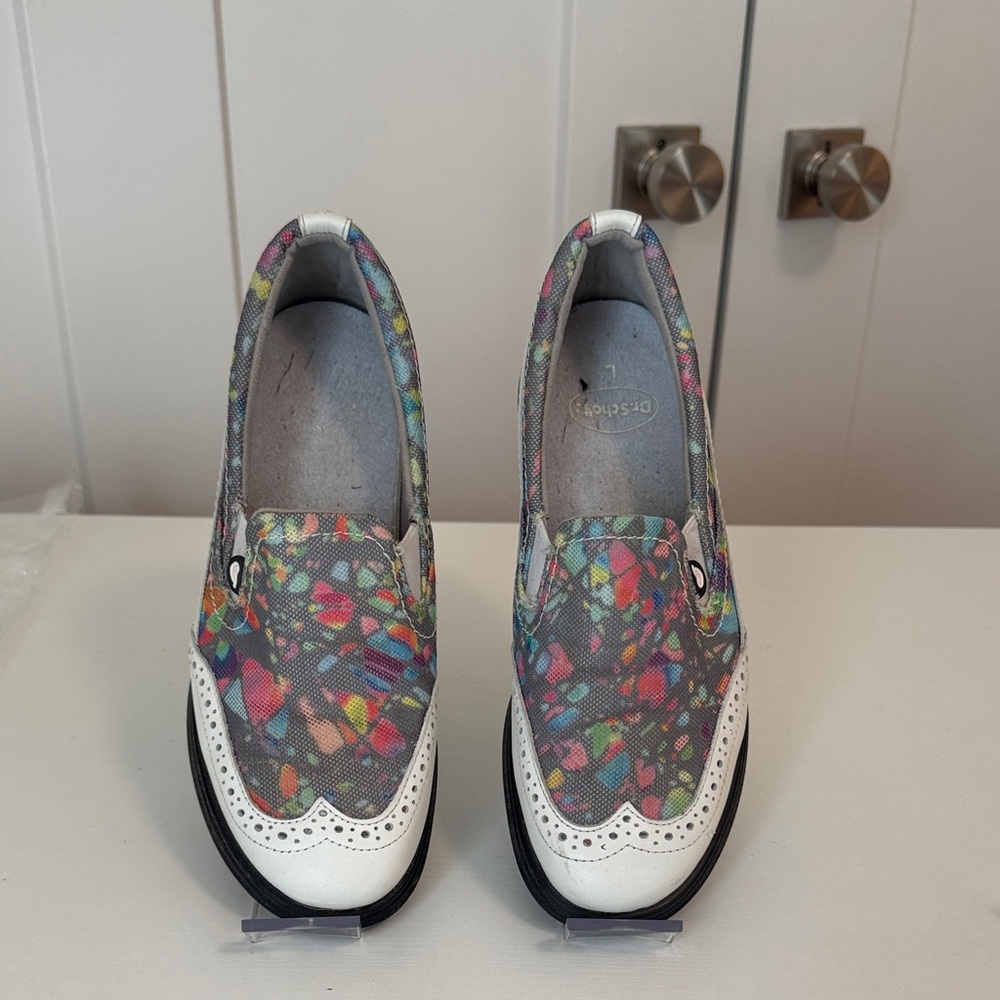 SandBaggers Colorful Women’s Golf Sneakers